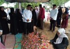 Wabup Rohil Sampaikan Ucapan Belasungkawa Atas Meninggalnya Hj. Basyariah Istri Bupati Rohil